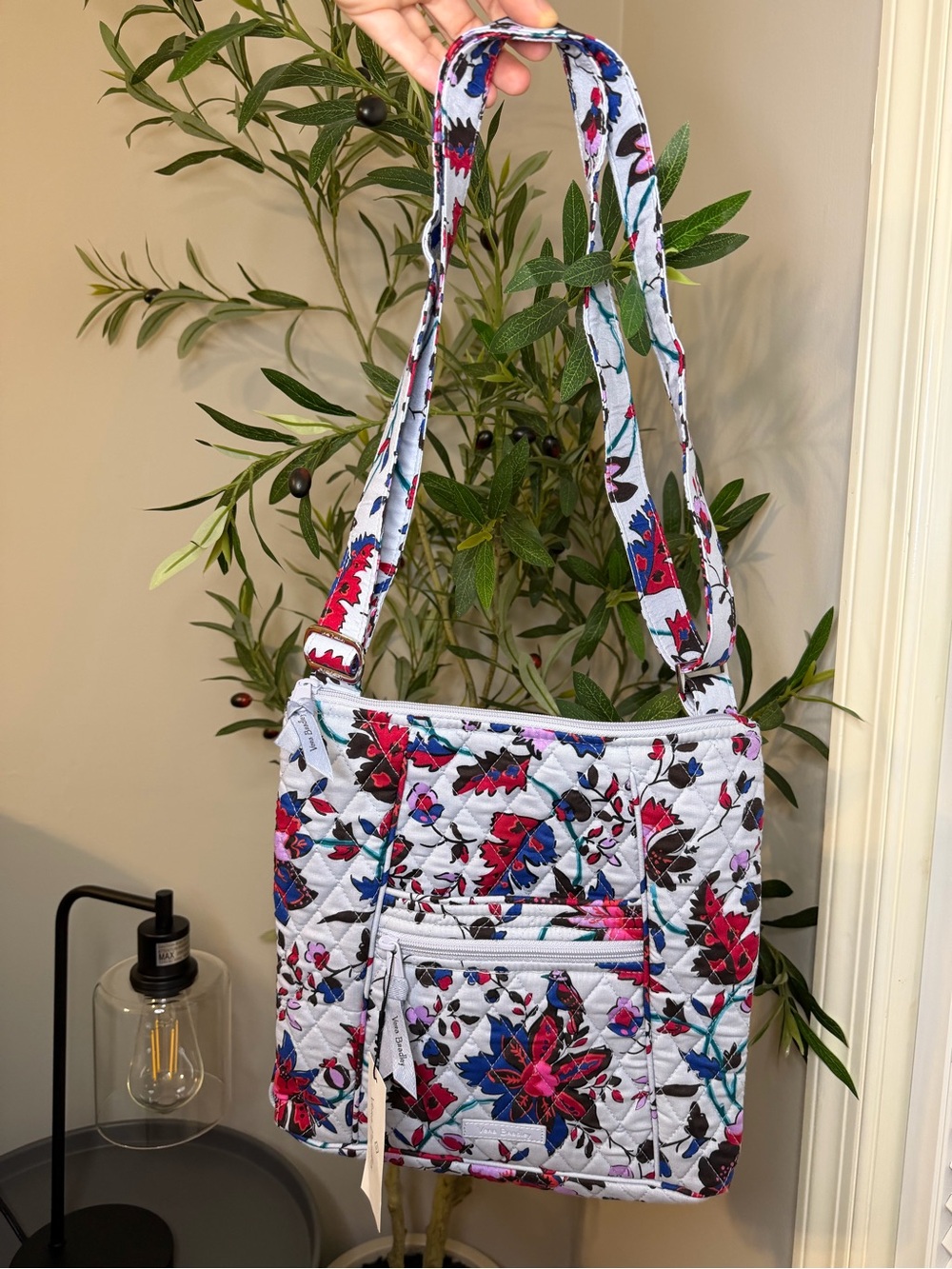 Vera Bradley Hipster- Vineyard Floral NWT!